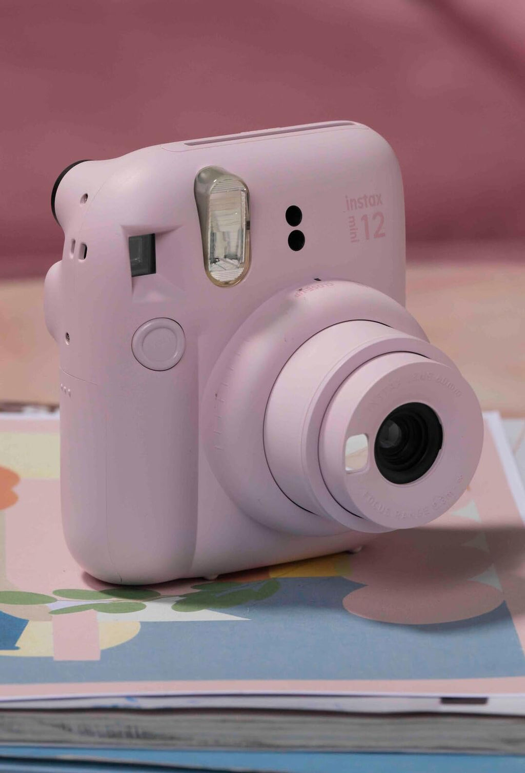 FUJIFILM instax mini 12™ Sofortbildkamera für Erwachsene | Kamera mit Sofortdruck für farbige Erinnerungen zum Anfassen – Selfiespiegel, Nahaufnahmemodus & automatische Belichtung | Pastel Blue