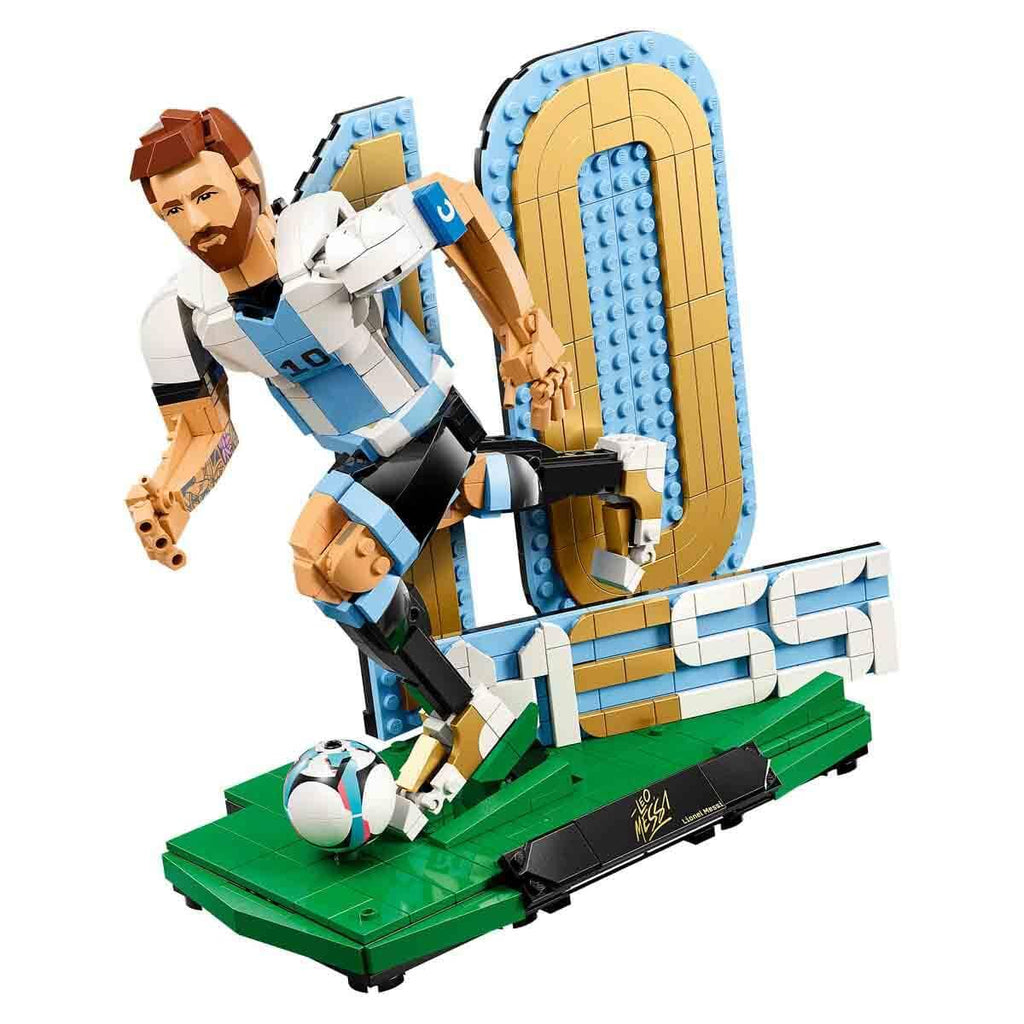 LEGO Editions Lionel Messi - Fußballlegende Spielzeug - 3D Figuren Modellbau - DIY Kinderzimmer Deko - Geschenk für Jungen, Mädchen ab 12 Jahren und Erwachsene Sportfans - 43015