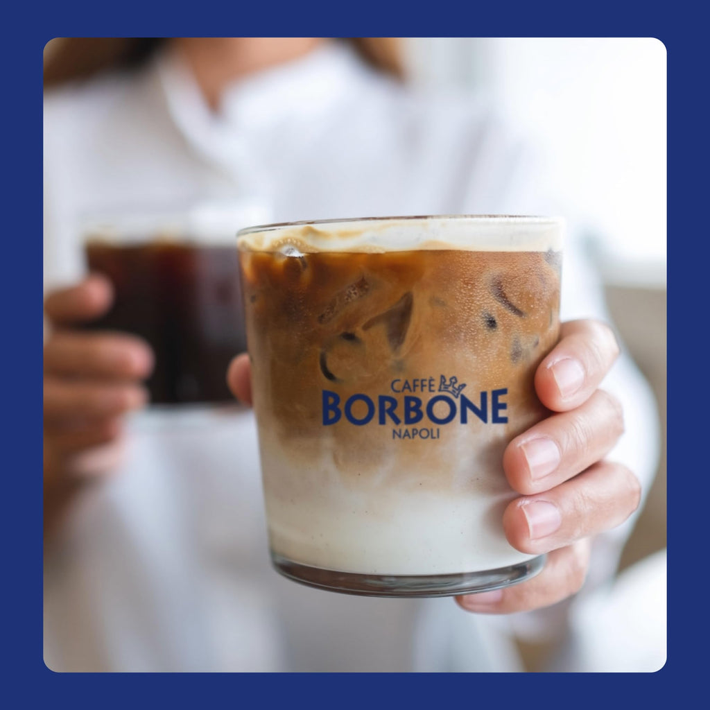 Caffè Borbone Kaffeebohnen - Crema Superiore - Authentischer neapolitanischer Espresso - Intensität 7/10 - Kraftvolle und raffinierte Mischung mit Noten von Milchschokolade und Vanille - 1kg Packung