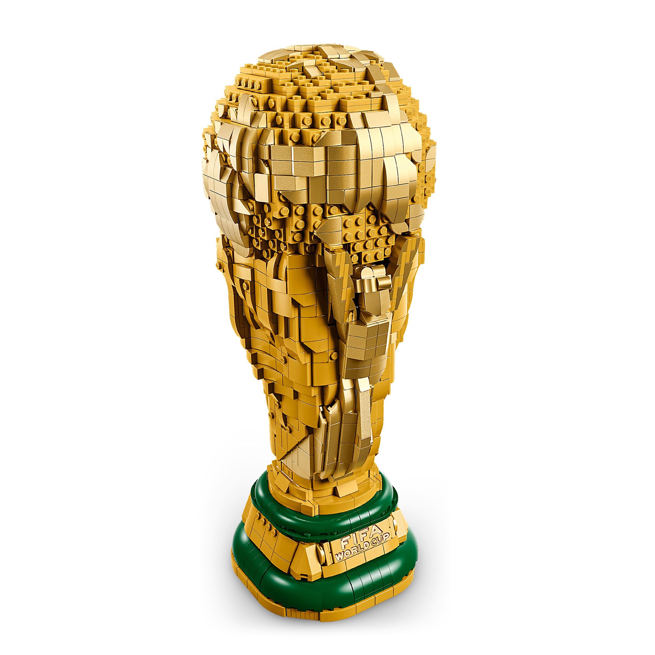 LEGO Editions Sports Offizieller Pokal der FIFA Fußball-Weltmeisterschaft - 3D DIY Modell mit sammelbarer Minifigur - Fußball Geschenk für Jungen & Mädchen ab 12 Jahren und Erwachsene Fans - 43020